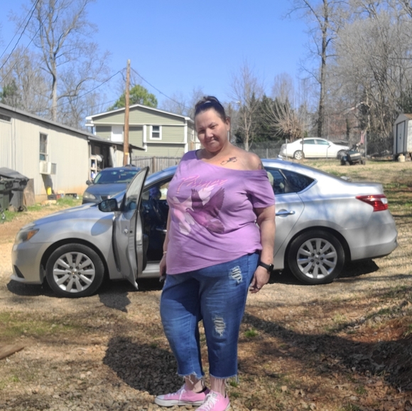 Meet your Posher, Sabrina - Picture 2 of 4